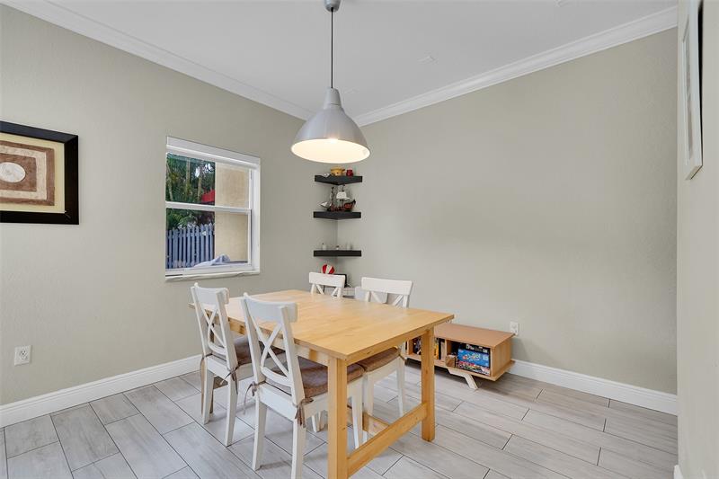 Image 20 of 55 For 14132 51st Ln  14132
