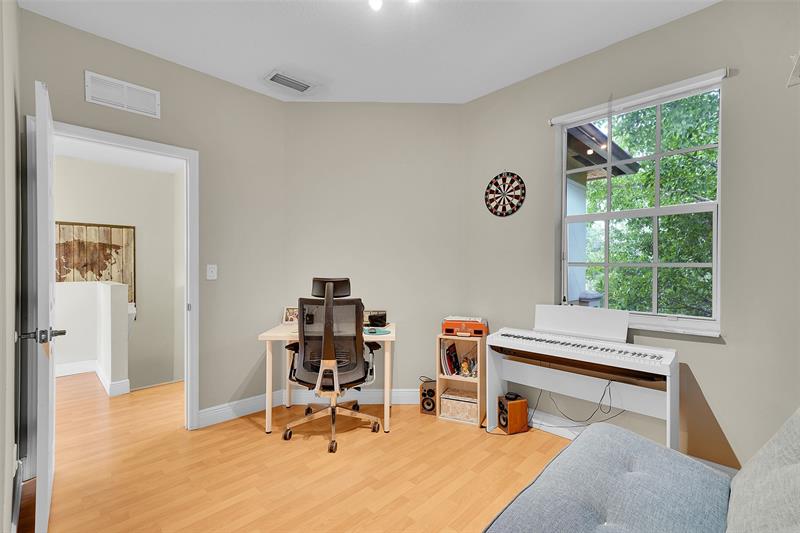 Image 27 of 55 For 14132 51st Ln  14132