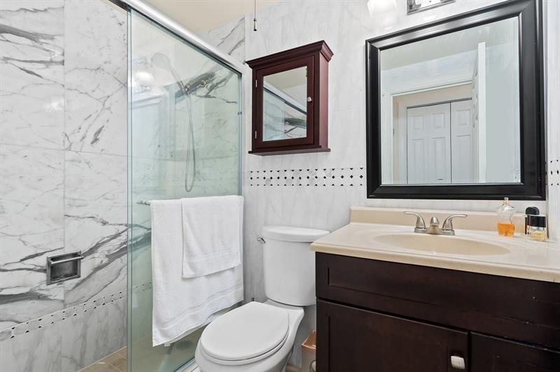Image 15 of 61 For 3300 36th St  302