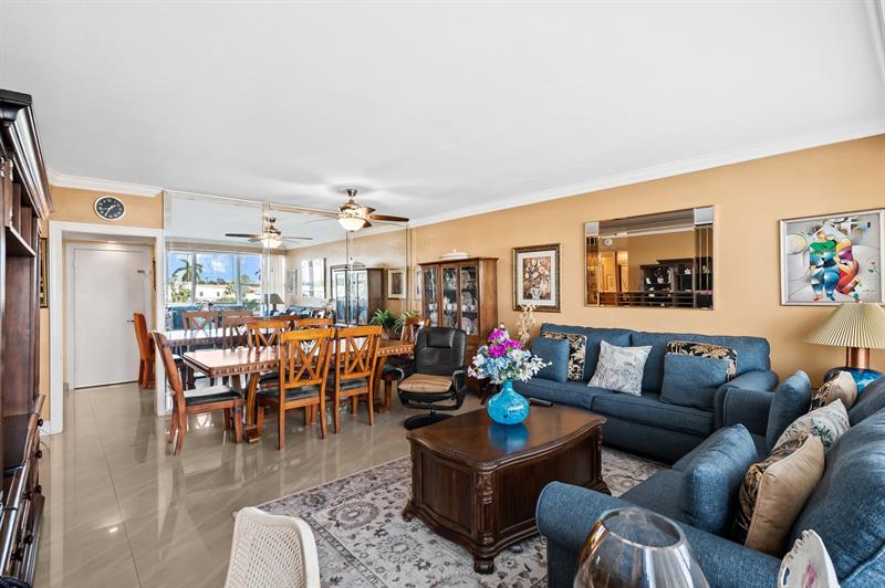Image 7 of 61 For 3300 36th St  302