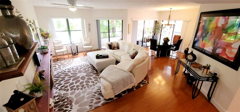 Image 5 of 25 For 7519 La Paz Boulevard  201