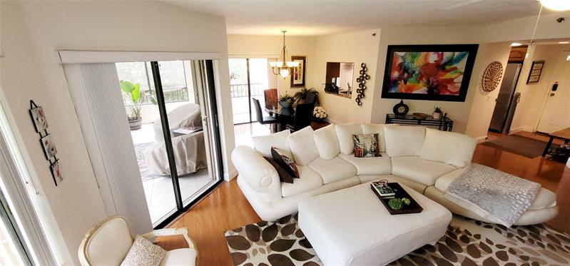 Image 6 of 25 For 7519 La Paz Boulevard  201