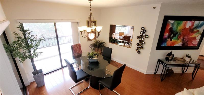 Image 9 of 25 For 7519 La Paz Boulevard  201