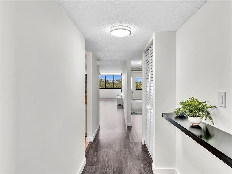 Image 10 of 85 For 8010 Hampton Blvd  403