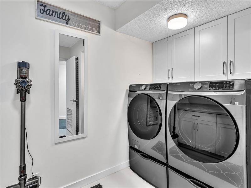 Image 32 of 85 For 8010 Hampton Blvd  403