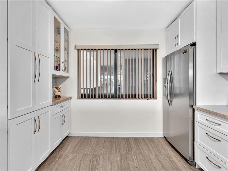 Image 34 of 85 For 8010 Hampton Blvd  403