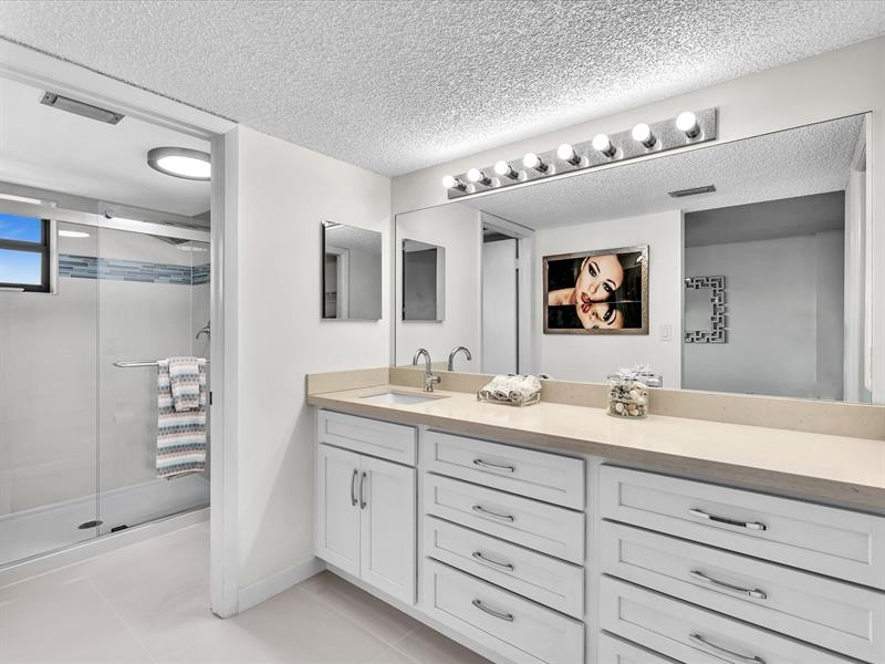 Image 48 of 85 For 8010 Hampton Blvd  403