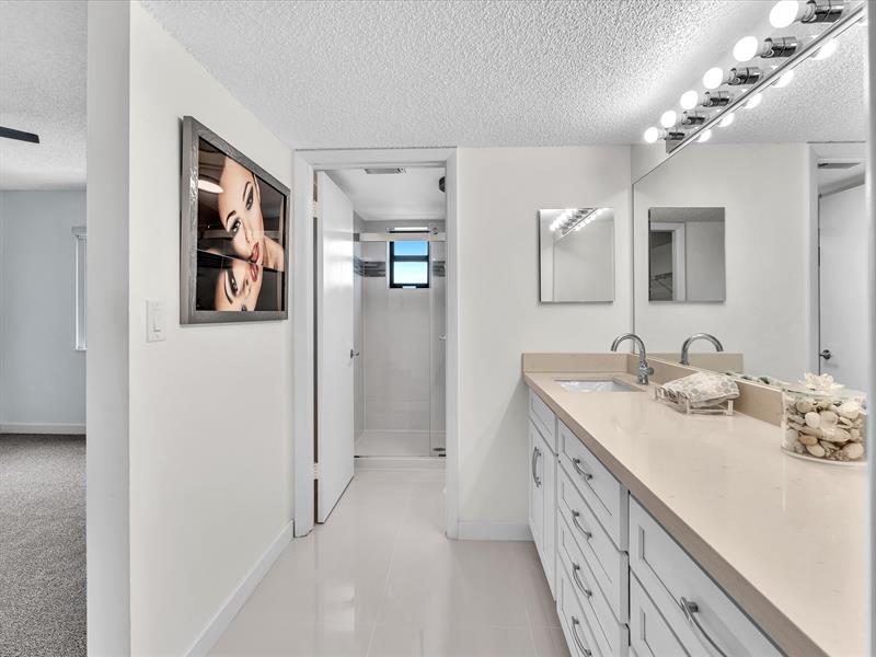 Image 49 of 85 For 8010 Hampton Blvd  403