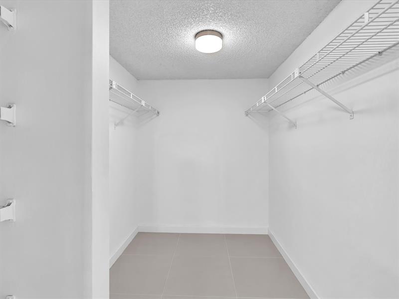 Image 52 of 85 For 8010 Hampton Blvd  403
