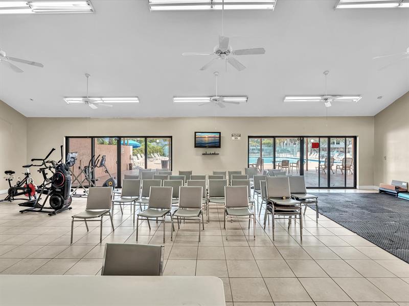 Image 68 of 85 For 8010 Hampton Blvd  403
