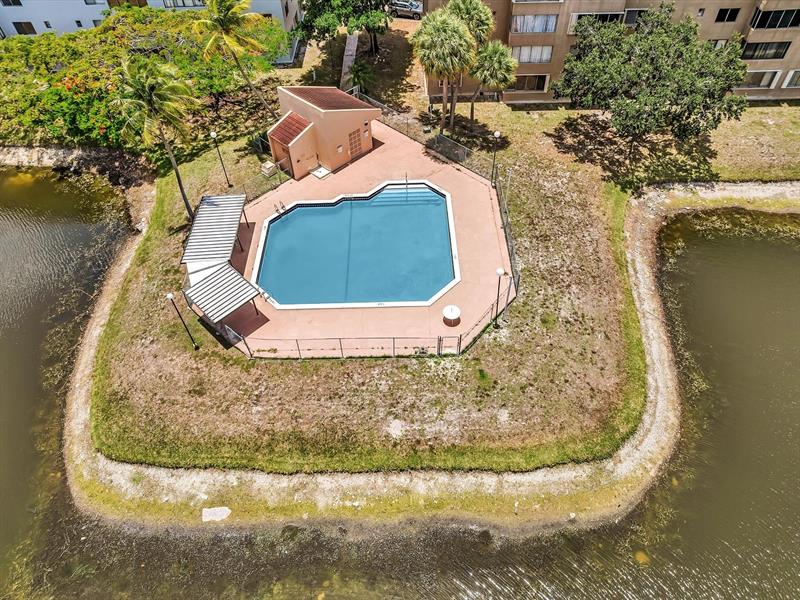 Image 83 of 85 For 8010 Hampton Blvd  403