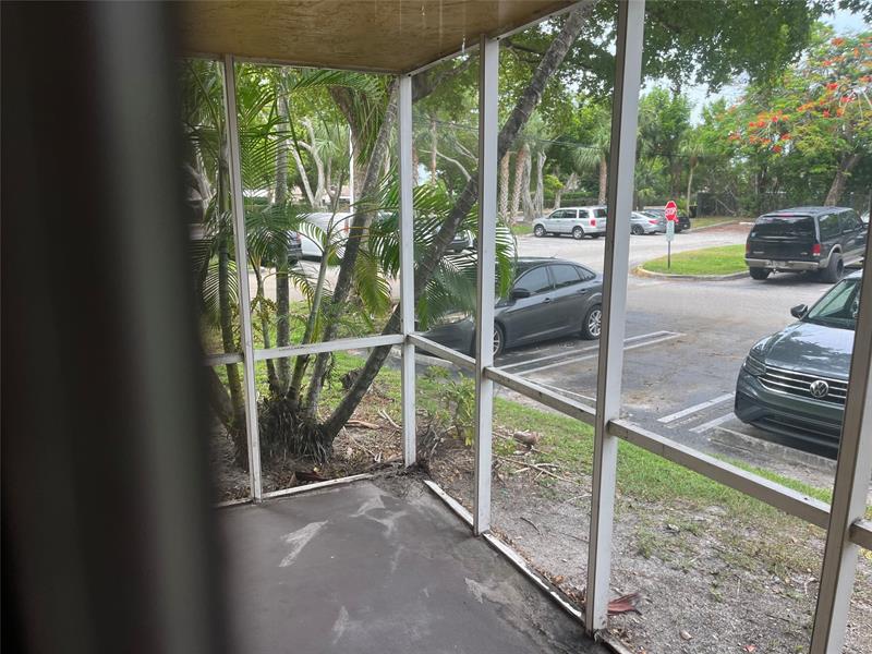 Image 11 of 15 For 4045 Mcnab Rd  110
