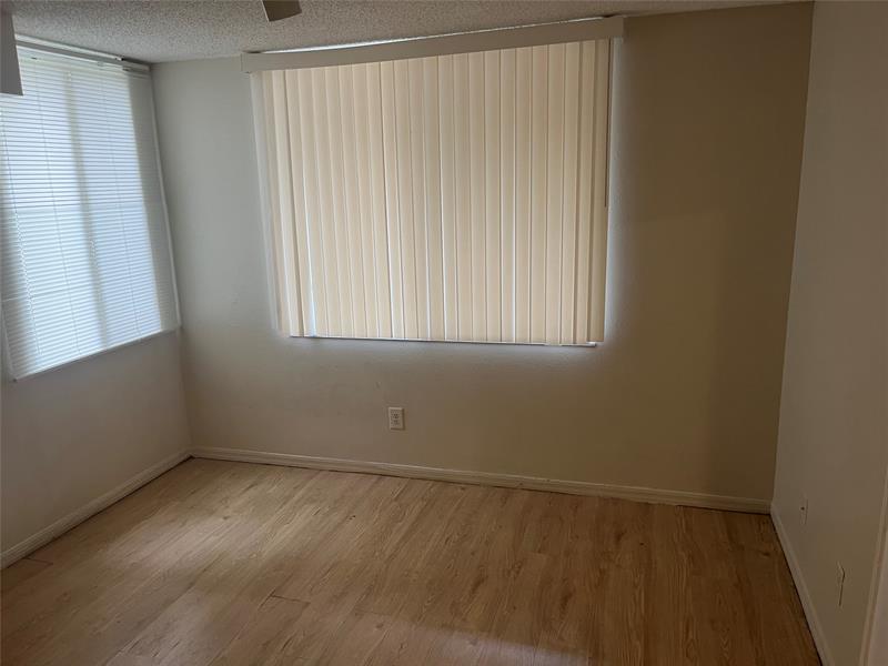 Image 5 of 15 For 4045 Mcnab Rd  110