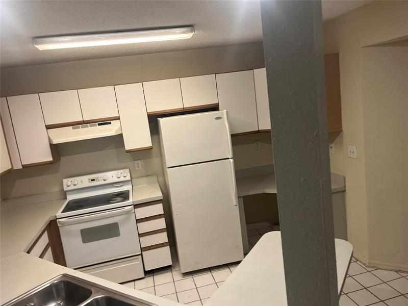 Image 8 of 15 For 4045 Mcnab Rd  110
