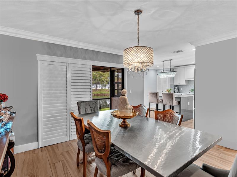 Image 15 of 49 For 9122 Vineyard Lake Dr.  9122