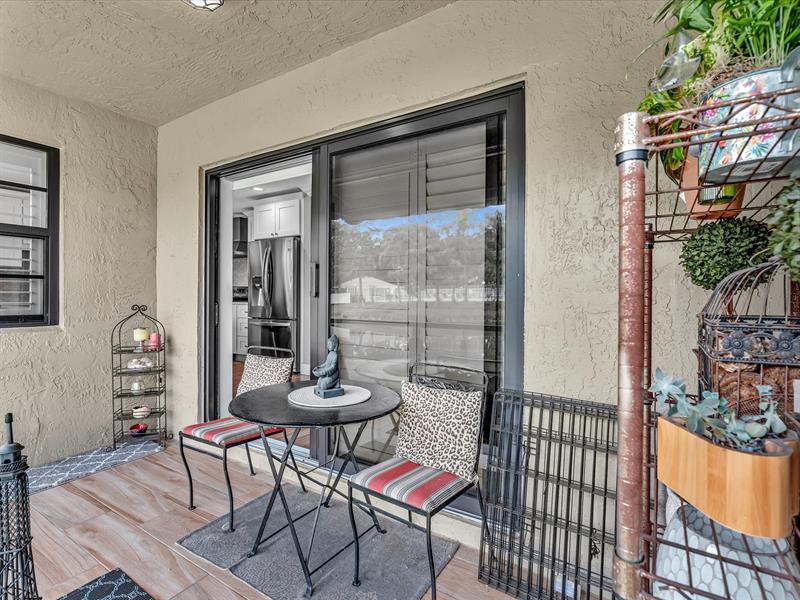 Image 26 of 49 For 9122 Vineyard Lake Dr.  9122