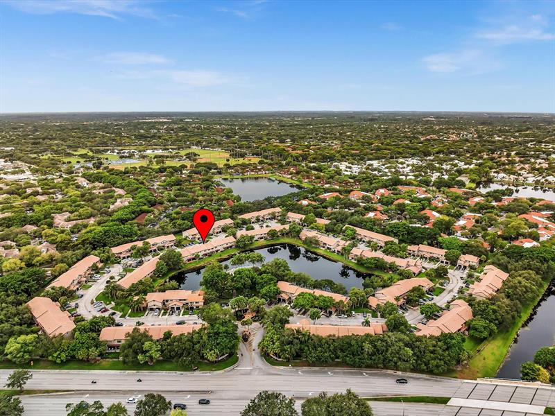 Image 48 of 49 For 9122 Vineyard Lake Dr.  9122