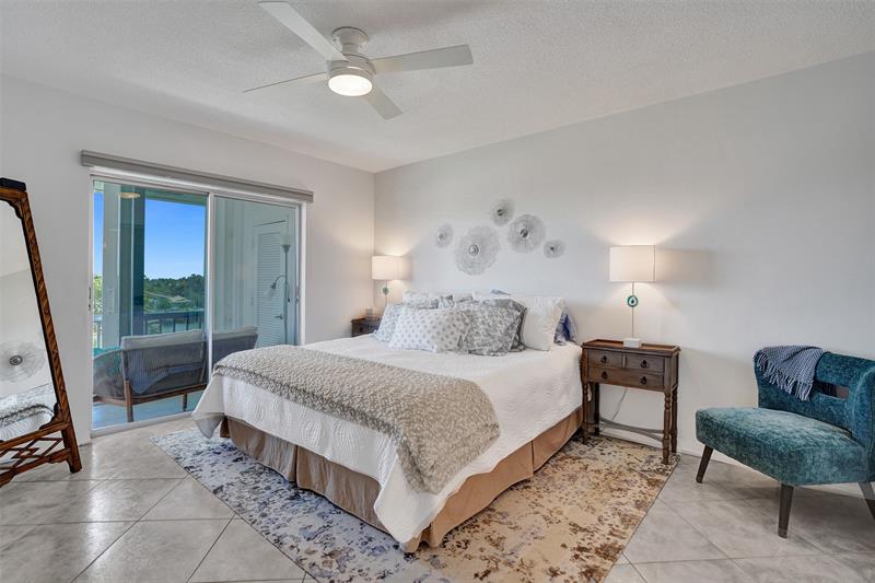 Image 13 of 61 For 105 19th Ave  452
