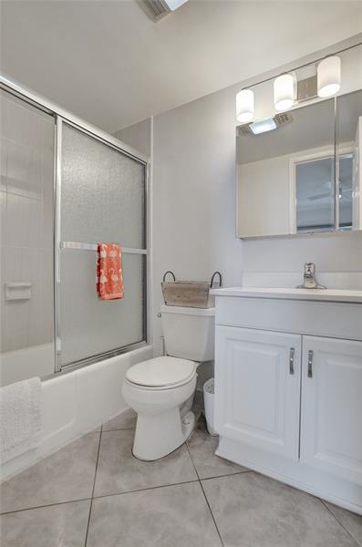 Image 18 of 61 For 105 19th Ave  452
