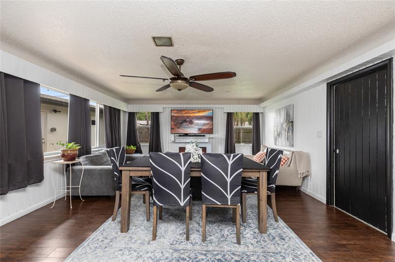 Image 6 of 31 For 2241 46th Ter