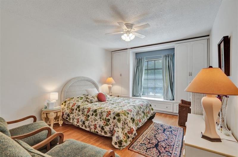 Image 14 of 15 For 6750 21st Rd  123