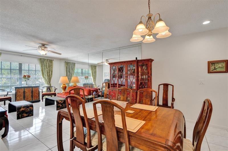 Image 4 of 15 For 6750 21st Rd  123