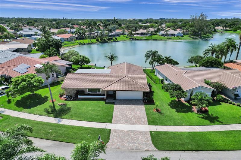 Details for 7629 Sunflower Dr, Margate, FL 33063