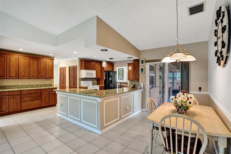 Image 30 of 70 For 7629 Sunflower Dr