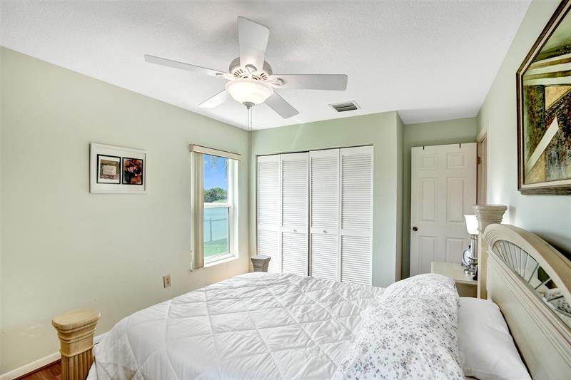Image 42 of 70 For 7629 Sunflower Dr
