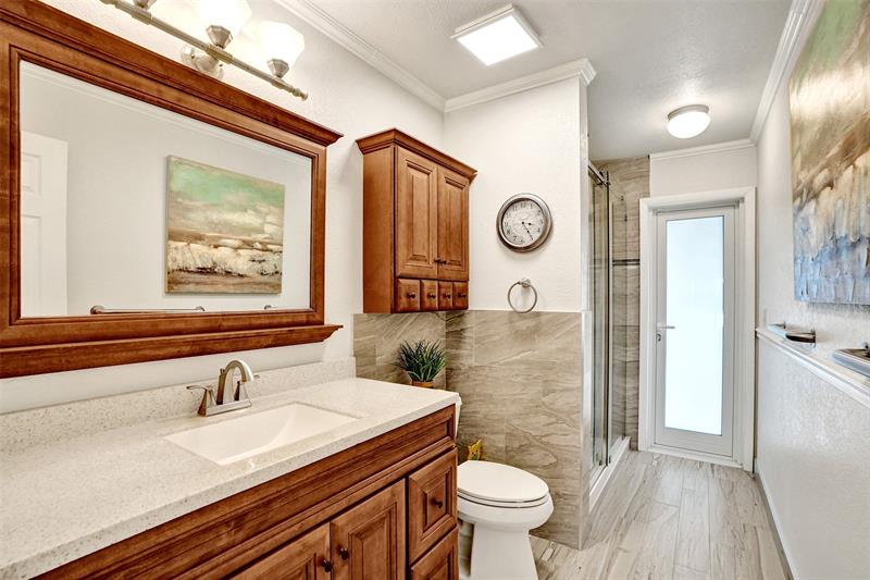 Image 43 of 70 For 7629 Sunflower Dr