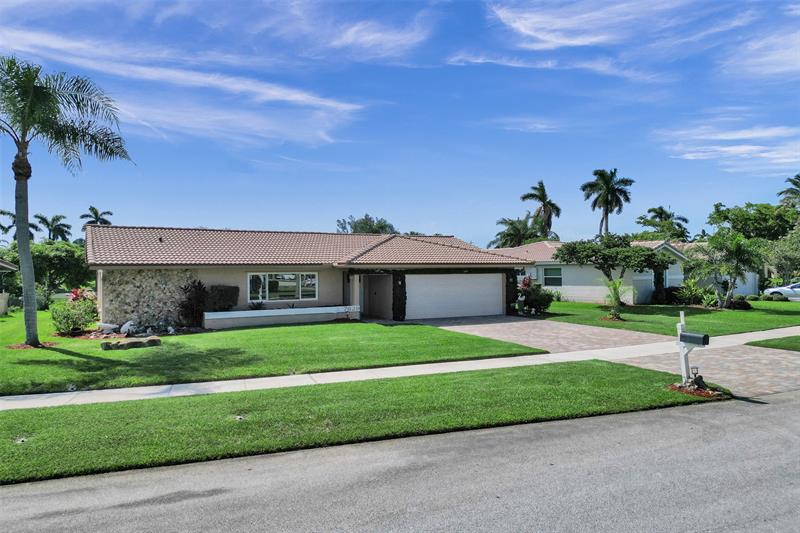 Image 61 of 70 For 7629 Sunflower Dr
