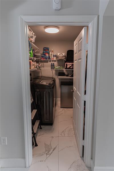 Image 8 of 48 For 14387 9th Ct  0