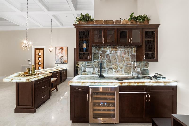 Image 13 of 96 For 7544 47th Dr