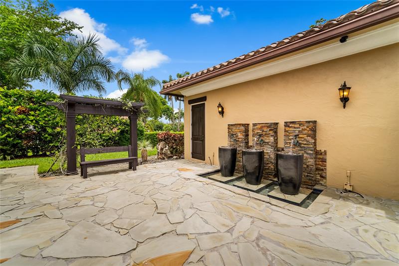 Image 70 of 96 For 7544 47th Dr