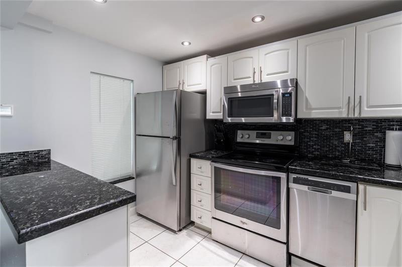 Image 3 of 21 For 470 Paradise Isle Blvd  105