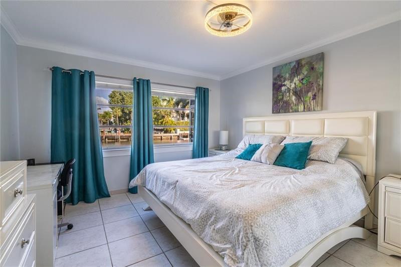 Image 7 of 21 For 470 Paradise Isle Blvd  105