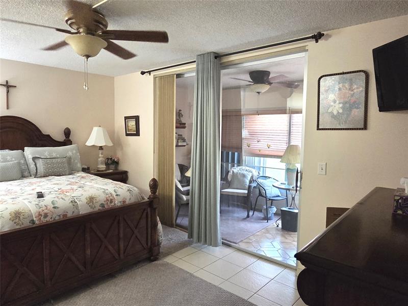 Image 10 of 21 For 6700 Royal Palm Blvd  102d