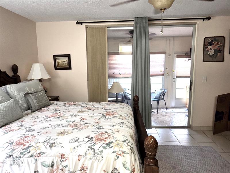 Image 11 of 21 For 6700 Royal Palm Blvd  102d