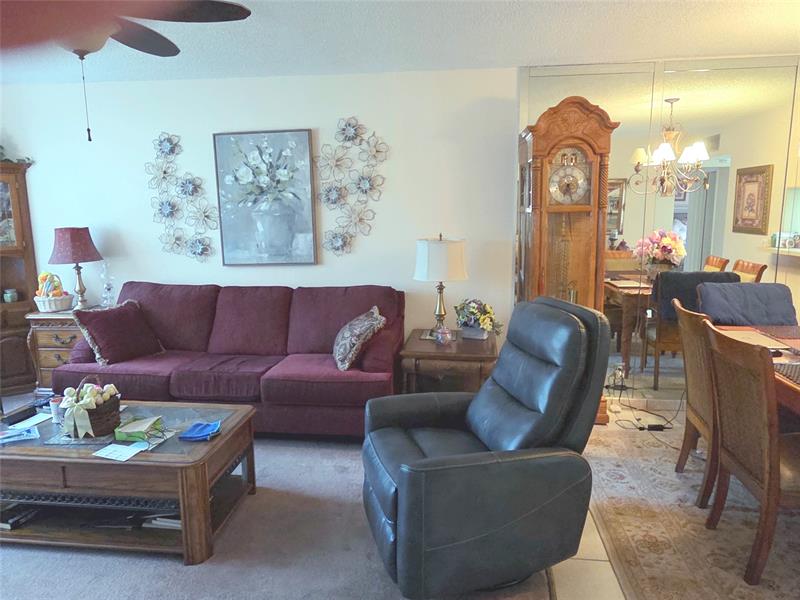 Image 4 of 21 For 6700 Royal Palm Blvd  102d