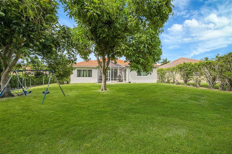 Image 42 of 62 For 12354 Antille Dr