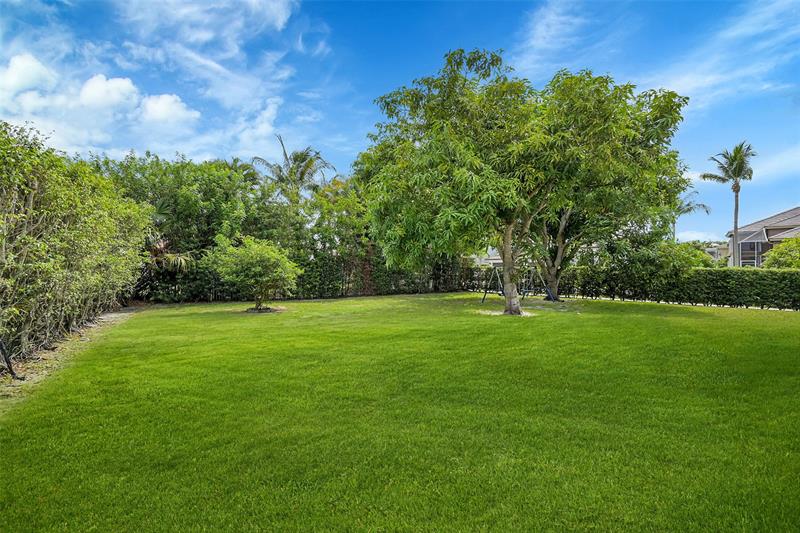 Image 44 of 62 For 12354 Antille Dr