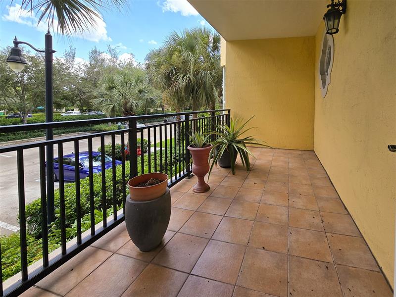 Image 13 of 45 For 16100 Emerald Estates Dr  296