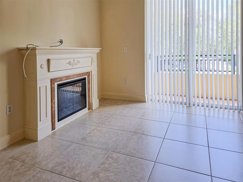Image 17 of 45 For 16100 Emerald Estates Dr  296