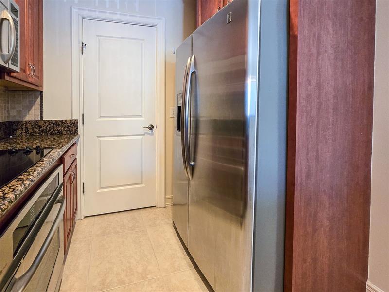 Image 20 of 45 For 16100 Emerald Estates Dr  296