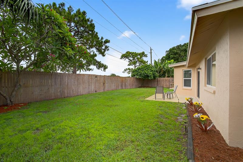 Image 33 of 62 For 1417 Mc Dermott Ln