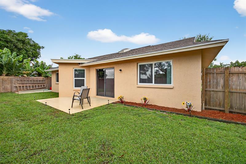 Image 36 of 62 For 1417 Mc Dermott Ln