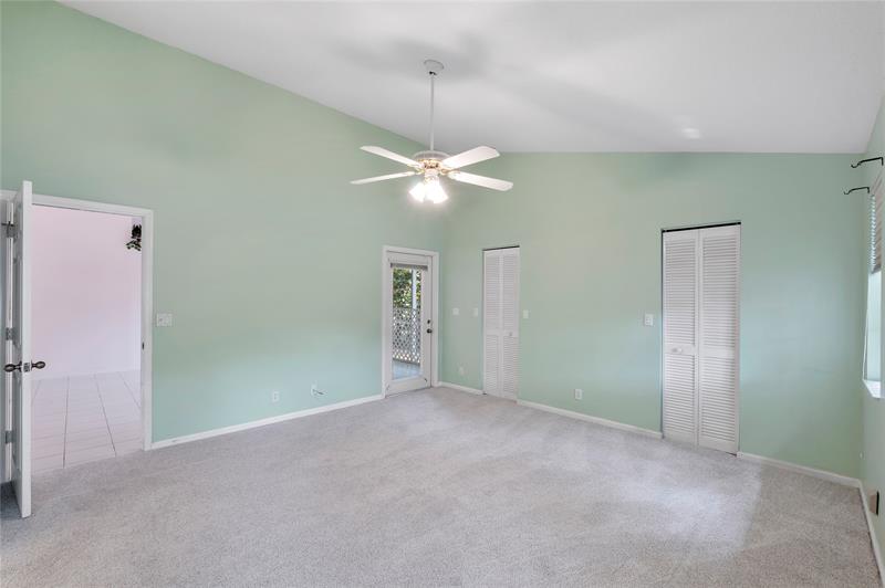 Image 18 of 55 For 12729 19th Mnr