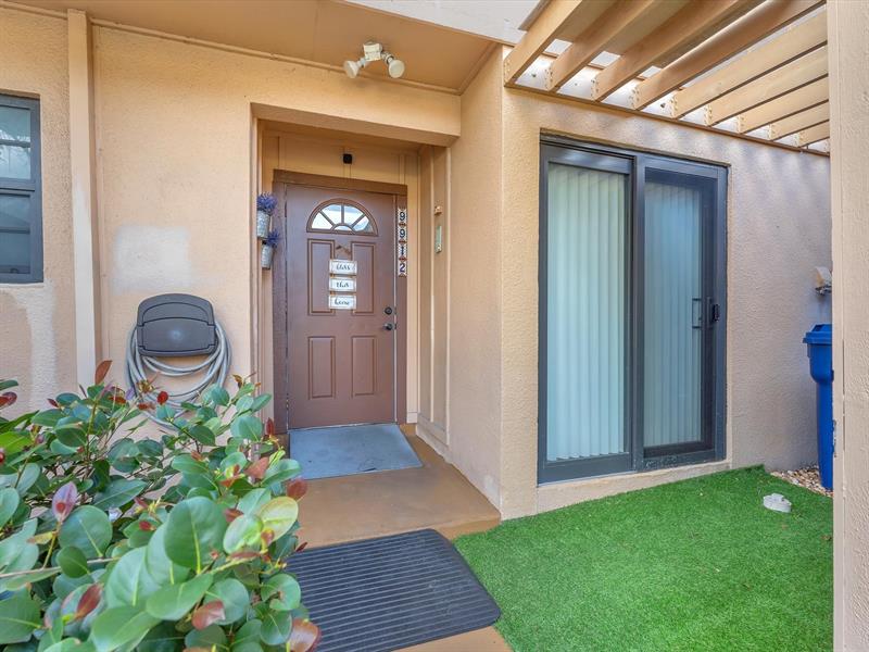 Image 5 of 38 For 9912 Royal Palm Blvd