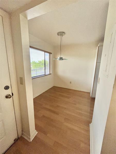 Image 14 of 29 For 9691 Belfort Cir  305