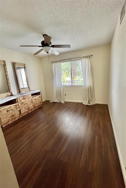 Image 16 of 29 For 9691 Belfort Cir  305
